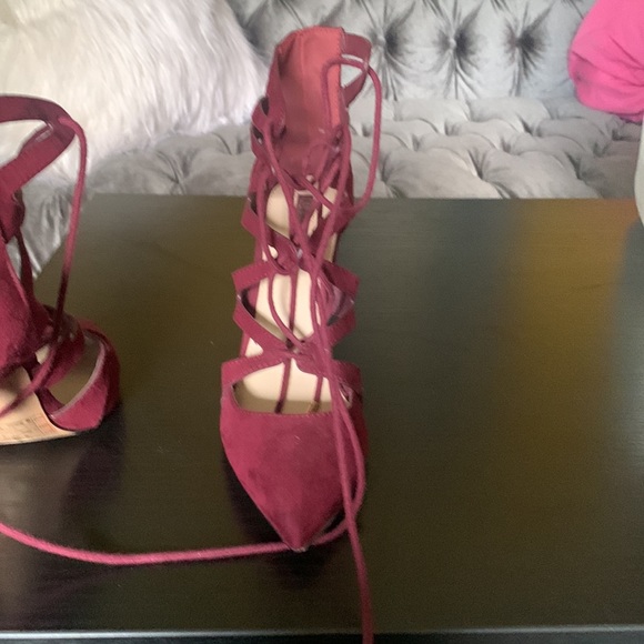 Burgundy faux suede tie up pumps with pointed toe, size 7 - Picture 6 of 9